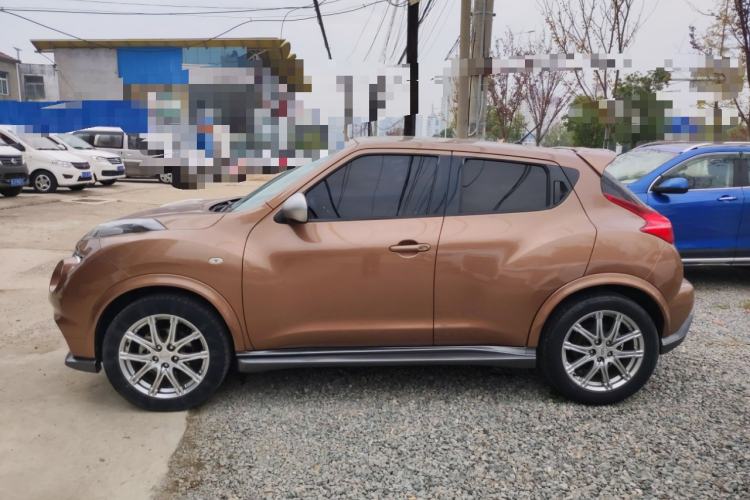 Used Infiniti ESQ 2014 1.6L Spontaneous Edition
