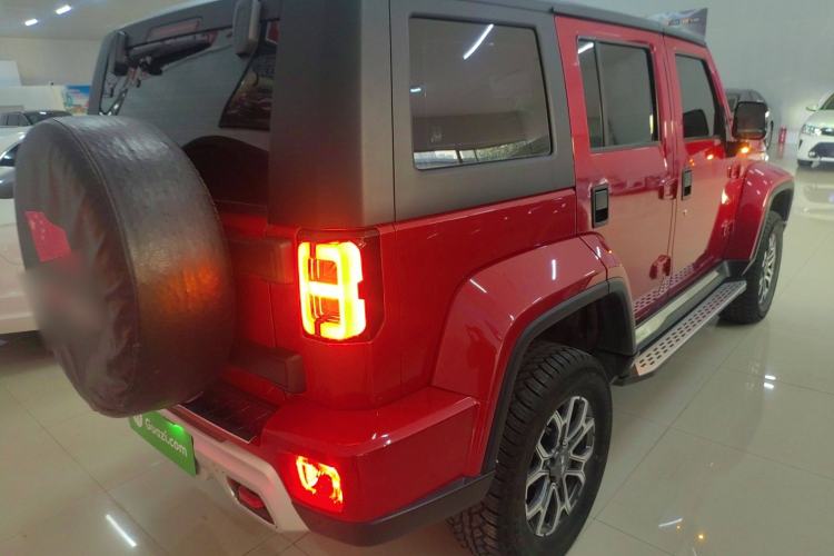 Used Beijing Auto BJ40 2023 2.0T Automatic Four-Wheel Drive Urban Hunter Edition Chivalrous Type
