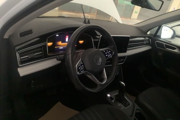 Used Volkswagen Tiguan L 2023 330TSI Automatic Two-Wheel Drive Comfort Edition