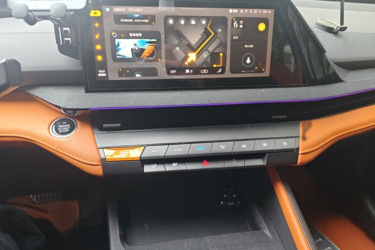 Used Changan UNI-V 2023 1.5T Sport Edition
