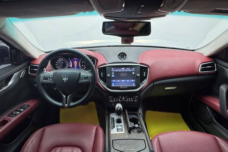 Used Maserati Ghibli 2014 3.0T Standard Edition
