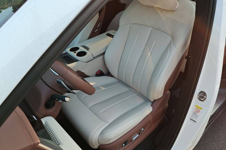 Used BYD Xia 2025 DM-i 1.5T 180km Excellence Model
