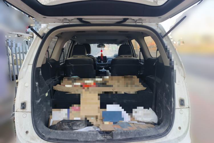 Used Baojun 730 2017 1.5T DCT Flagship Model 7 Seats China V Emission Standard