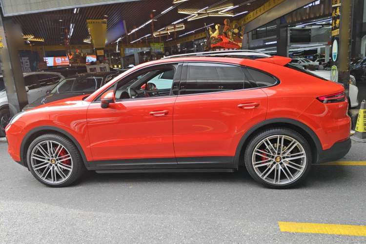 Used Porsche Cayenne 2019 Cayenne Coupé 3.0T
