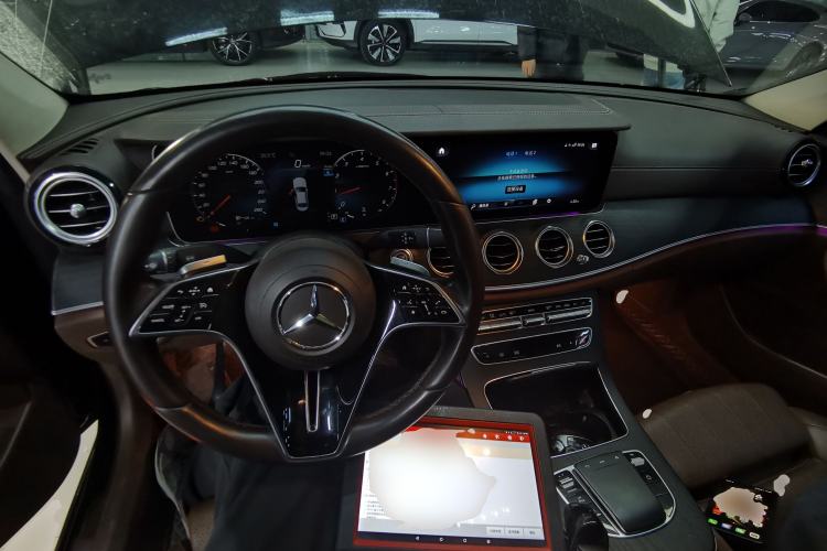 Used Mercedes-Benz E-Class 2023 Facelift E 260 L
