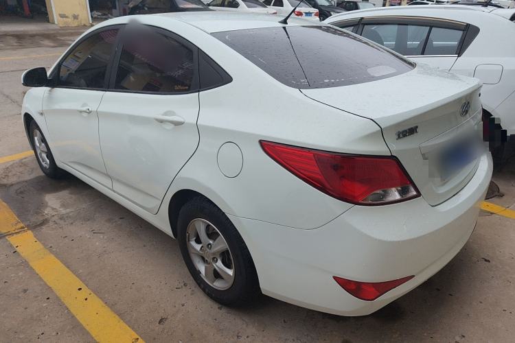 Used Hyundai Verna 2014 1.4L Automatic Smart GLS
