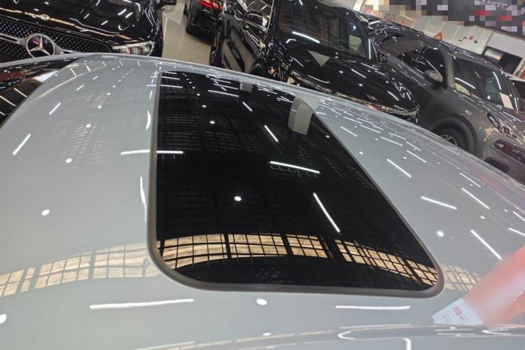 Used  L6 2025 EM-i 140km Starship Edition