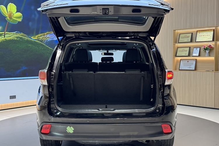 Used Toyota Highlander 2015 2.0T Four-Wheel Drive Luxury Edition 7-Seater
