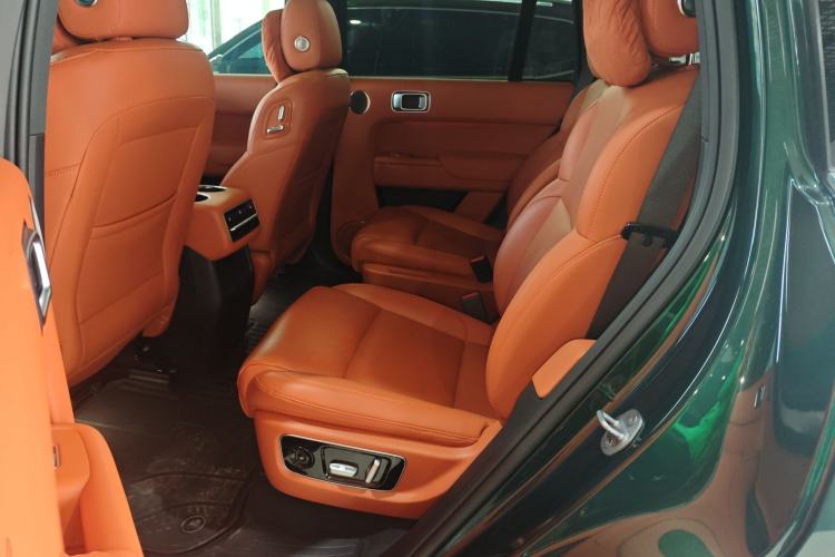 Used Li Auto L8 2023 Pro Model
