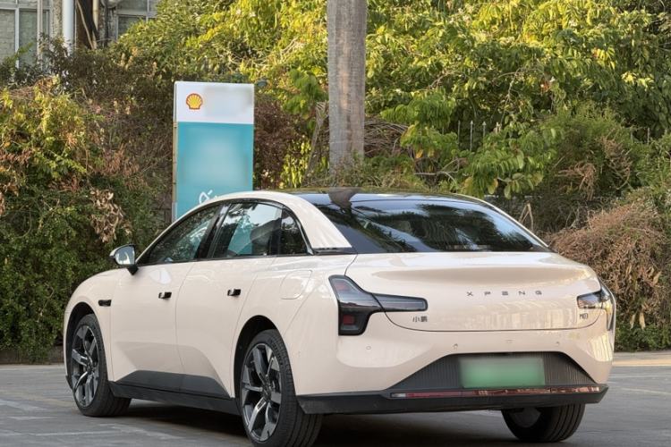 Used XPeng MONA M03 2024 620 with Ultra-Long Range