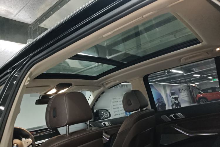 Used BMW X5 2022 Restyled xDrive 30Li Luxury Version M Sport Package