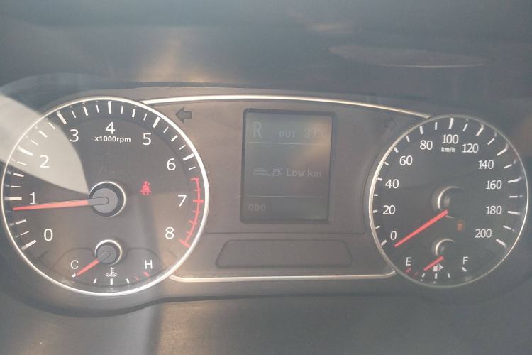 Used Land X7 2015 2.0T Panoramic Prestige Edition
