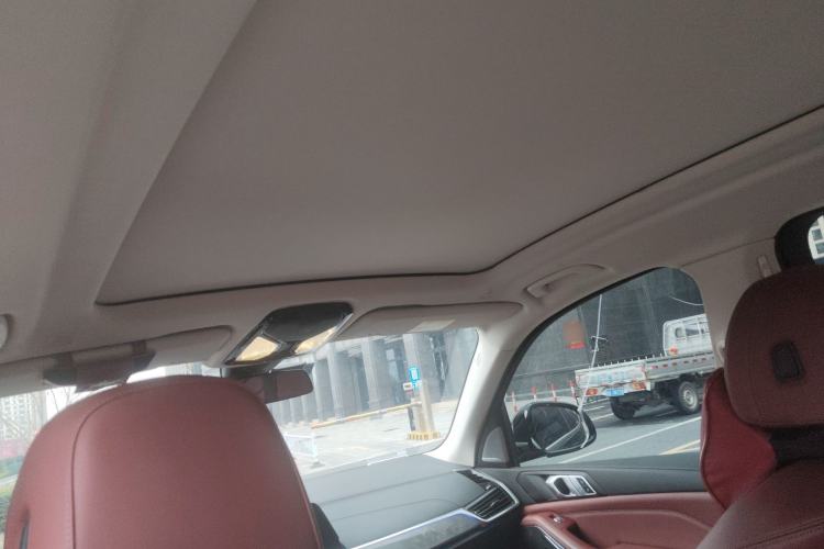 Used BMW X5 2022 Restyled xDrive 30Li Luxury Version M Sport Package
