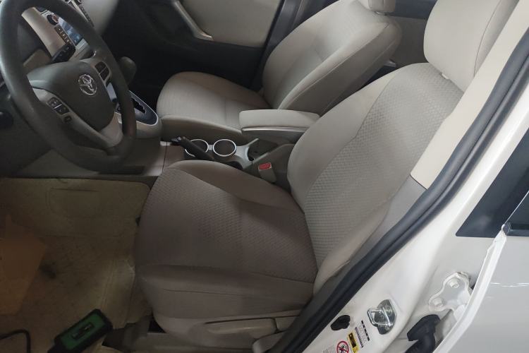 Used Toyota Verso 2014 Starlight 180E CVT Elite Edition
