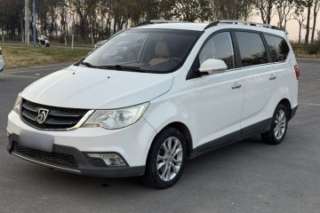 Used Baojun 730 2014 1.5L manual Comfort version 7 seats