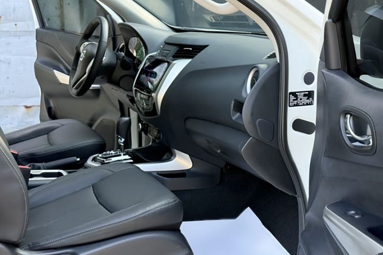 Used Nissan Terra 2020 2.5L XL Upper 4WD Automatic Four-Wheel Drive Luxury Edition
