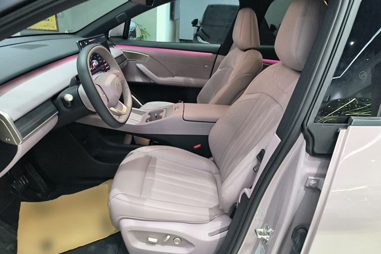 Used ONVO L60 2024 60 kWh Rear-Drive Version
