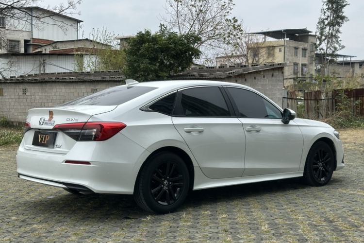 Used Honda Civic 2023 240TURBO CVT Dynamic Edition
