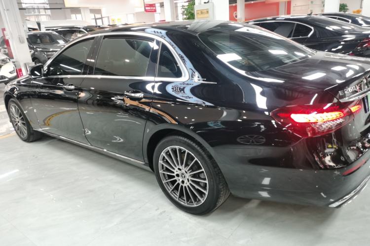 Used Mercedes-Benz E-Class 2022 E 260 L
