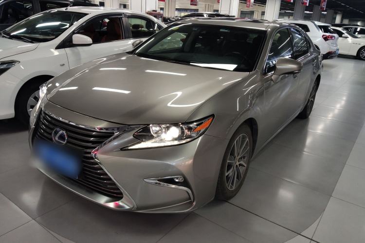 Used Lexus ES 2015 300h Comfort Edition