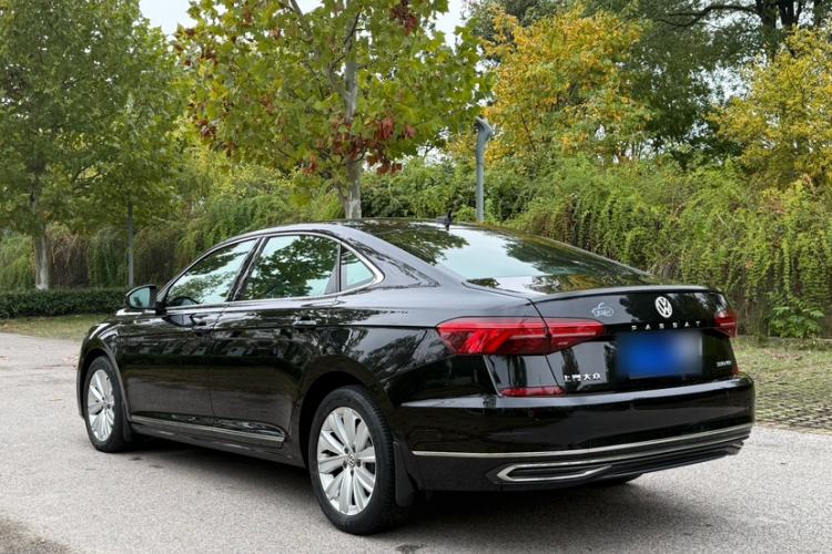 Used Volkswagen Passat 2020 330TSI Elite Edition China VI
