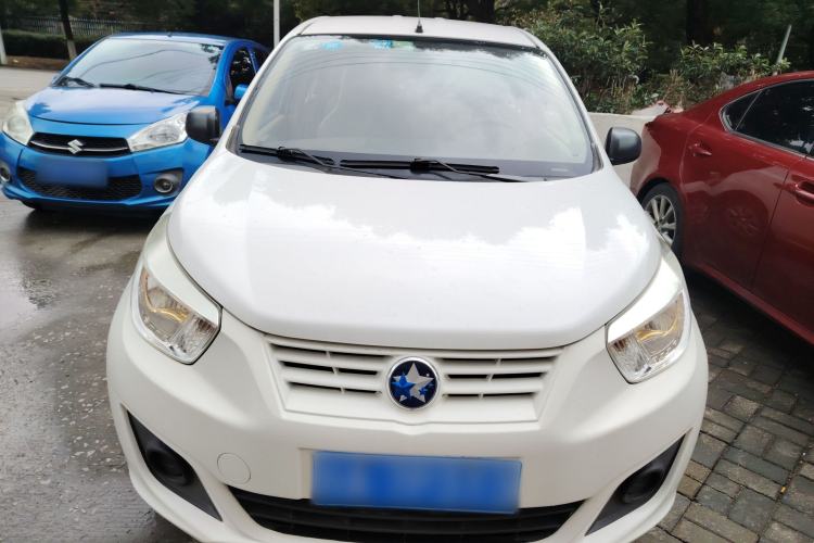 Used Venucia R30 2014 1.2L Manual Enjoyment Edition
