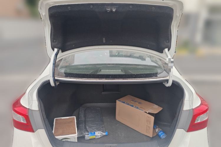 Used Nissan Sylphy 2016 1.6 XL Manual Luxury Edition
