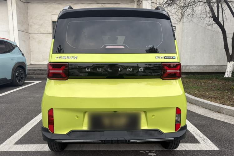 Used Wuling Hongguang MINIEV 2022 GAMEBOY 200km Gaming Edition with Lithium Iron Phosphate
