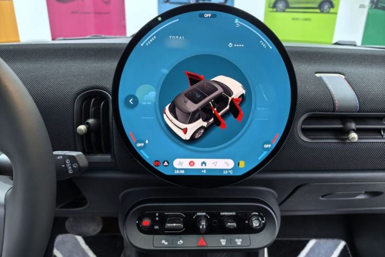 Used  MINI 2025 1.5T COOPER Classic Edition Five-Door Version
