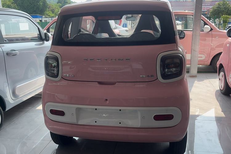 Used Bestune Pony 2025 222km Range Agile Horse
