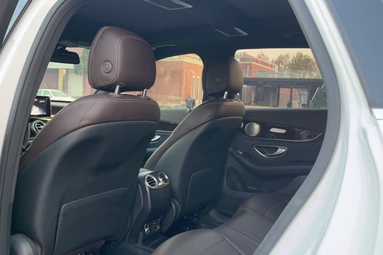 Used Mercedes-Benz GLC 2019 GLC 260 L 4MATIC Luxury Model
