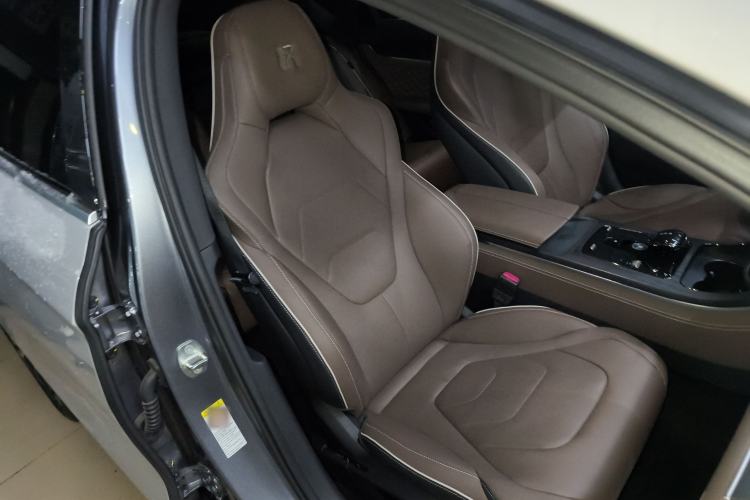 Used BYD Han 2022 EV Genesis Edition 610KM All-Wheel Drive Premium Model
