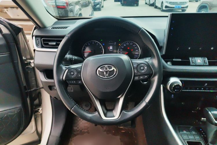 Used Toyota Wildlander 2021 2.0L CVT Two-Wheel Drive Luxury Edition
