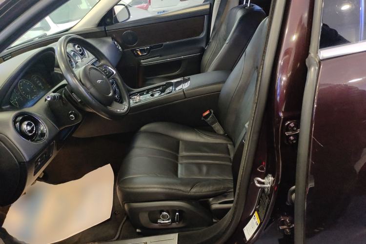 Used Jaguar XJ 2016 XJL 2.0T Two-Wheel-Drive Elegant Business Edition
