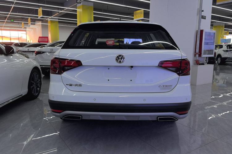 Used Volkswagen C-TREK 2018 230TSI DSG Comfort Model
