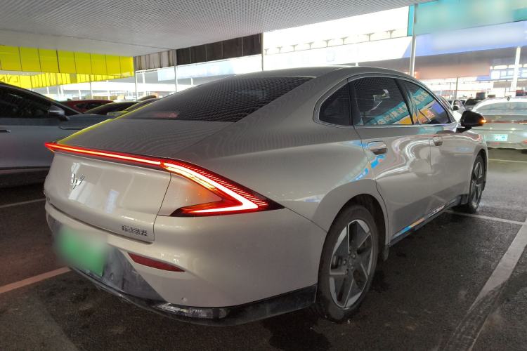 Used Wuling Xingguang 2024 Co-Creation Edition 510 Advanced Model
