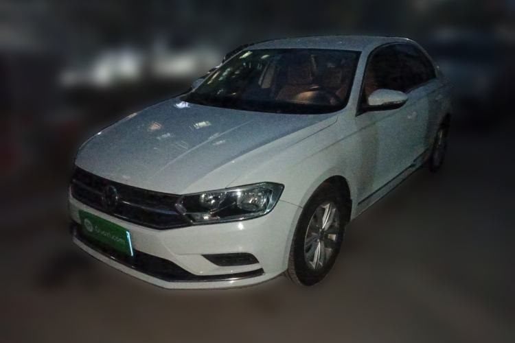 Used Volkswagen Bora 2016 1.6L Manual Fashion Edition