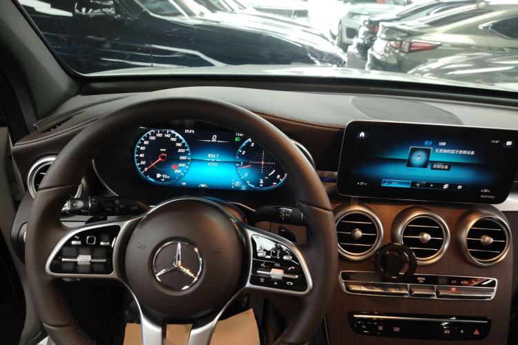 Used Mercedes-Benz GLC 2021 GLC 300 L 4MATIC Dynamic Model
