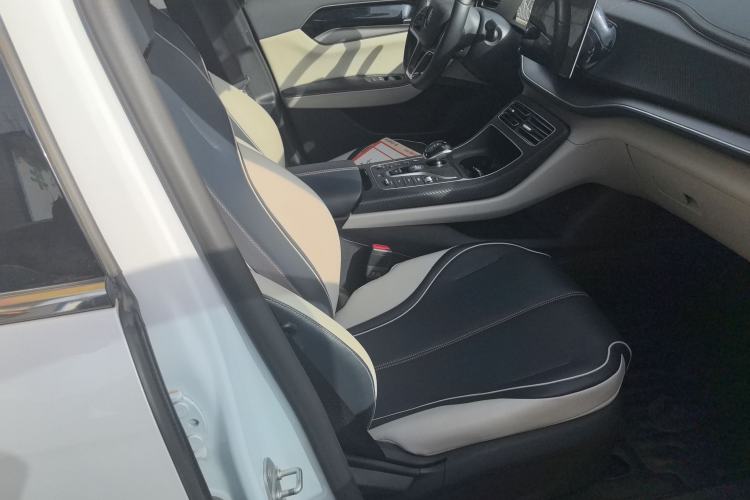 Used BYD Qin PLUS 2021 EV 500KM Luxury Model
