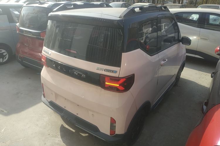 Used Wuling Hongguang MINIEV 2022 GAMEBOY 200km Gaming Edition with Lithium Iron Phosphate
