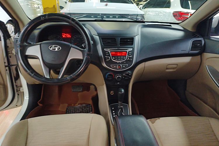 Used Hyundai Verna 2016 1.4L Automatic Smart GLS
