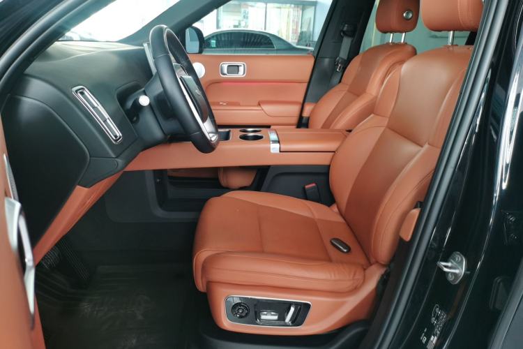 Used Li Auto L8 2023 Max model
