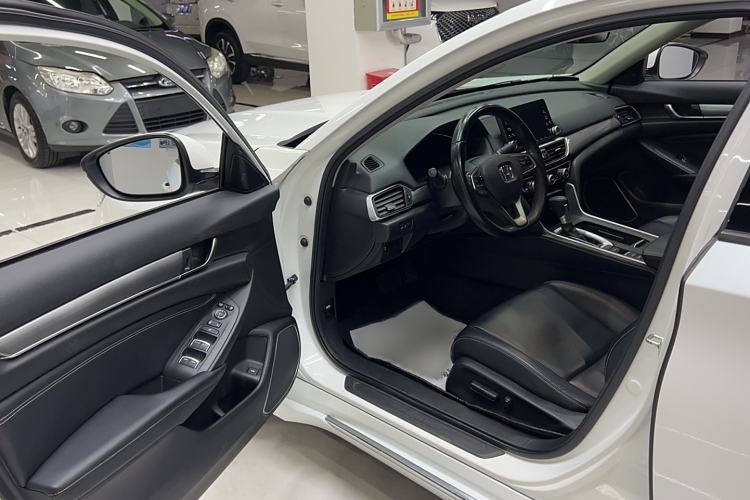 Used Honda Inspire 2019 260TURBO Elegant Edition China VI Emission Standard
