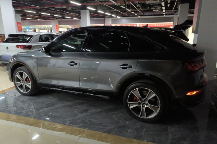 Used Audi Q5L Sportback 2022 Updated 40 TFSI Luxury Edition