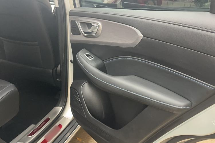 Used Roewe RX5 2020 PLUS 300TGI Automatic Ali National Style Luxury Edition
