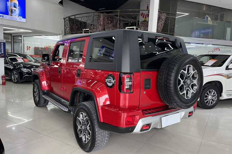Used Beijing Auto BJ40 2019 PLUS 2.3T Automatic Four-Wheel Drive Premium Edition China VI
