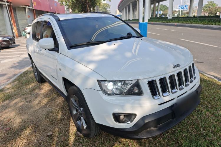 Used  Compass 2014 Revised Version 2.4L Four-Wheel Drive Comfort Edition
