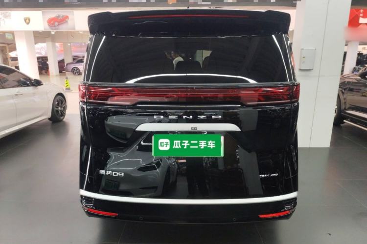 Used Denza D9 2022 DM-i 970 Four-Wheel Drive Flagship Model