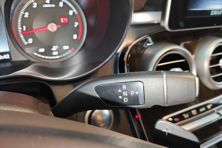 Used Mercedes-Benz GLC 2019 GLC 260 L 4MATIC Dynamic Model
