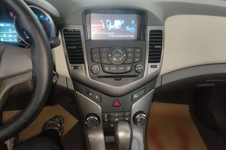 Used Chevrolet Cruze 2015 1.5L Classic SE AT
